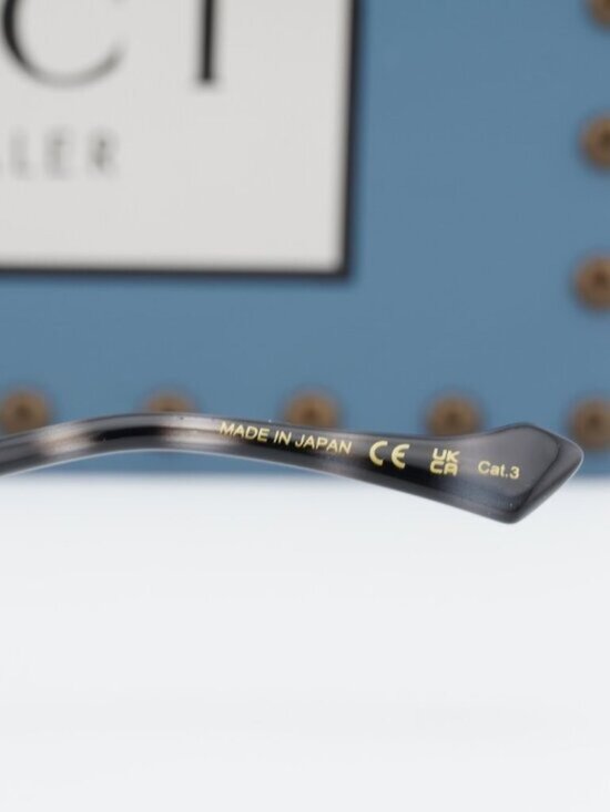 Gucci GG1099SA 002 Aviator Sunglasses - Gold\\Blue main image 11